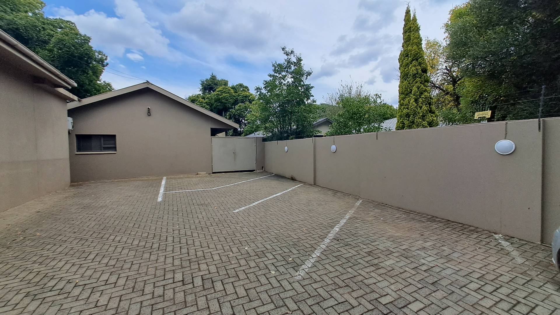 10 Bedroom Property for Sale in Dan Pienaar Free State